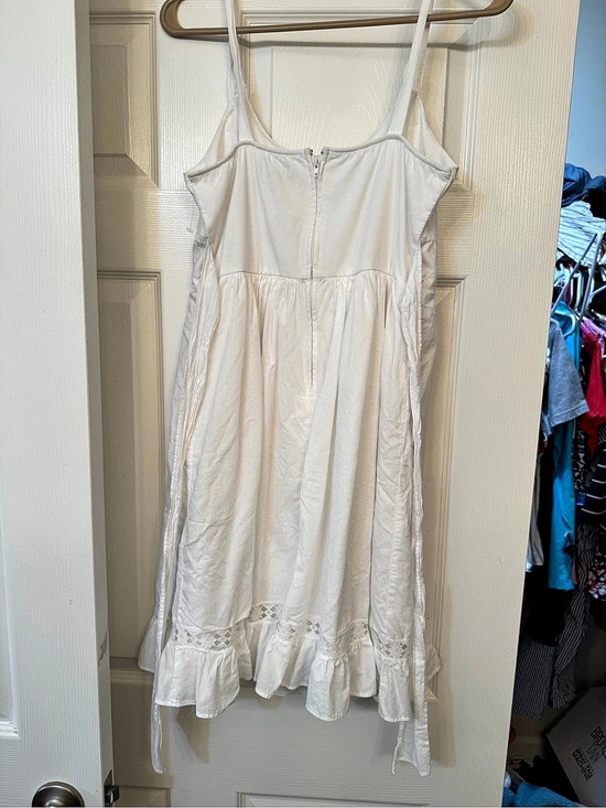 Cato Dresses & Skirts - CATO Ruffle Hem Dress in White Size 6 Like New